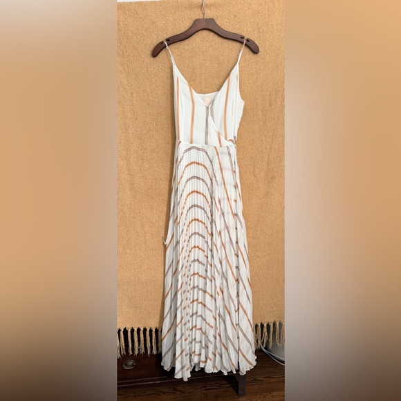 H&M Ivory Maxi Dress with Tan Stripes size 6 - Picture 4 of 16
